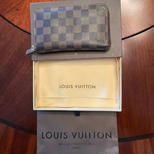 Louis Vuitton Authentic Wallet
